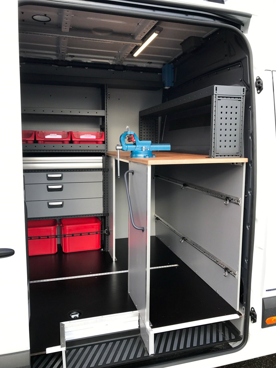 modulsystem's tweet image. Een combinatie van #ModulSystem en #RhinoProducts voor een Turnkey oplossing! Op zoek naar een gerichte oplossing?iturl.nl/snTM3qH