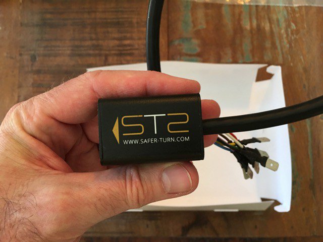 ScooterFile's tweet image. New on Scooterfile: Safe Turn System (STS) Unboxing wp.me/p2VnAu-3AU scooterfile.com/sf-feature/saf…