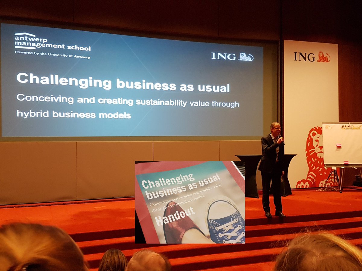 SuzyMartirosyan's tweet photo. @DHondtSebastien kicking off discussion on hybrid business models with#AntwerpManagementSchool #hybus #challengebusinessasusual #proud2beING https://t.co/dAbX1KOwqS