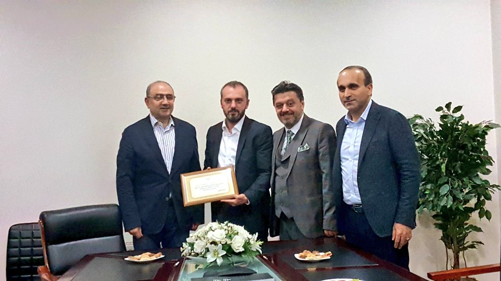 A_HasimBaltaci's tweet photo. Halep İçin Düzenlediğimiz Yardım Kampanyasına Katkıda Bulunan İş  Adamlarımıza Milletvekilimiz @erkankandemir ile Teşekkür Ziyaretindeyiz. https://t.co/8GoGyuC9sm