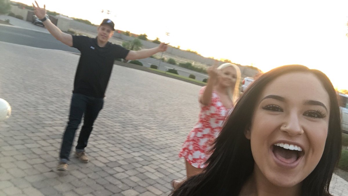 TaliaBates's tweet photo. HBD Dev! Thanks for making my best friend so happy&amp;always letting me third wheel 💙don't get too wild tonight2️⃣1️⃣ Love ya! @devin_bell31 https://t.co/7aPK6Gpylh