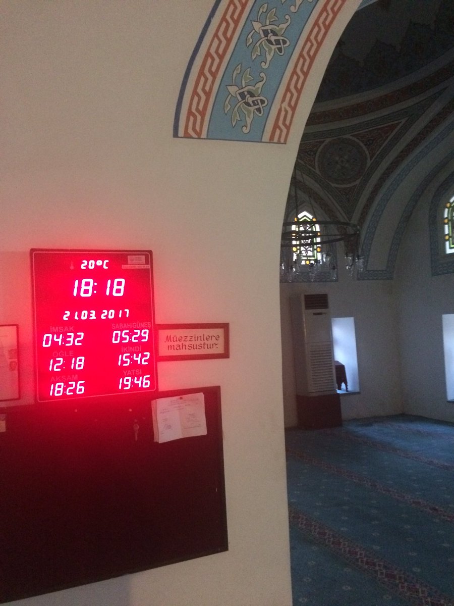 İlk defa camiye götürdüğüm arkadaş bunu görünce döviz ne ara 4,32 oldu lan diye şoka girdi adgskjf