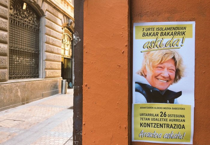 Arantza Zuluetaren baldintzapeko askatasuna berretsi du Audientzia Nazionalak uriola.eus/bilbo/14894894… <a href="/Arantza_SOS/">Arantza SOS</a> <a href="/EleakMugimendua/">Eleak Mugimendua</a>