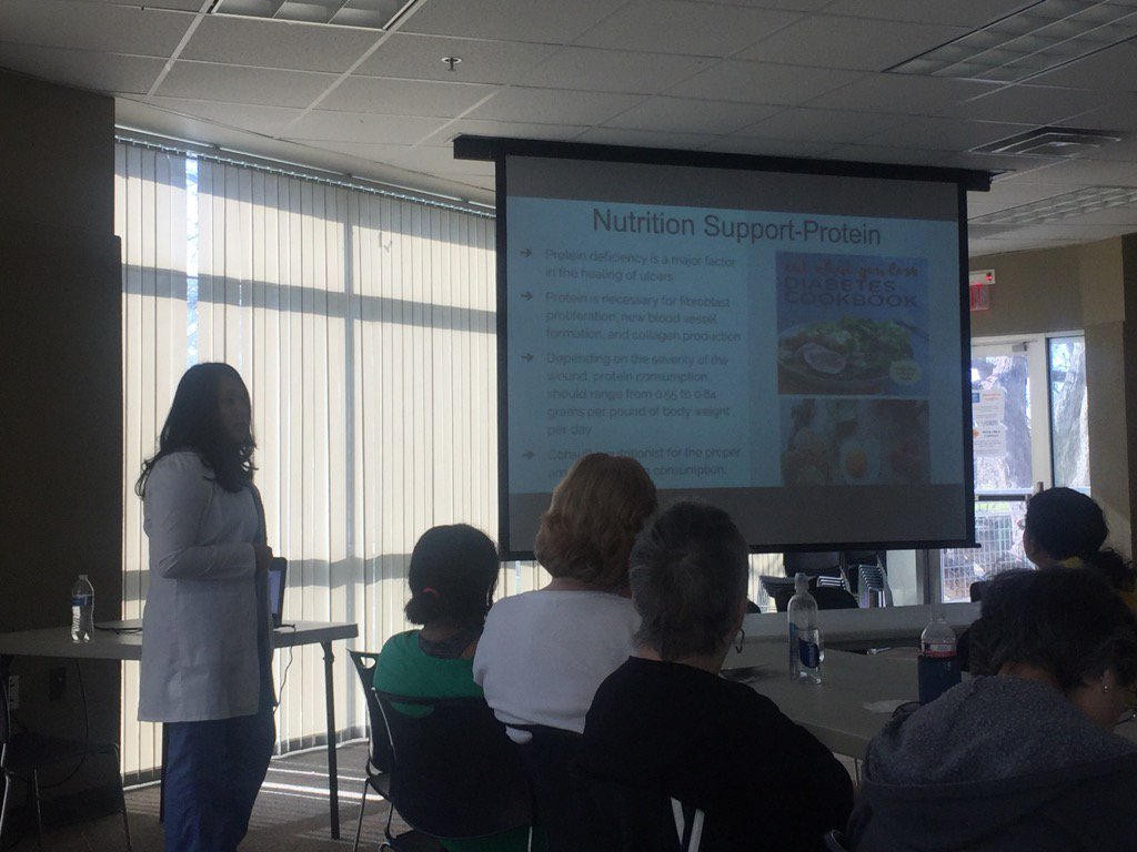 BSWMCLakePointe's tweet photo. Great presentation by Dr. Darlene Carter on foot and ankle issues and diabetes to SCOR - Senior Citizens of Rowlett. https://t.co/11Jn08qHJP