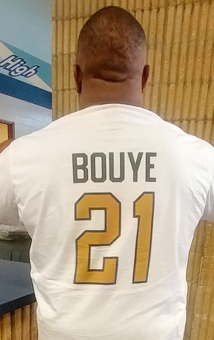 coachemup42's tweet photo. Kids say "Coach you a Cowboys Fan" I say yes but AJ Bouye my favorite player in the NFL . THE GRIND CONTINUES.....#SECONDTONOONE https://t.co/3LJUUI09Dv
