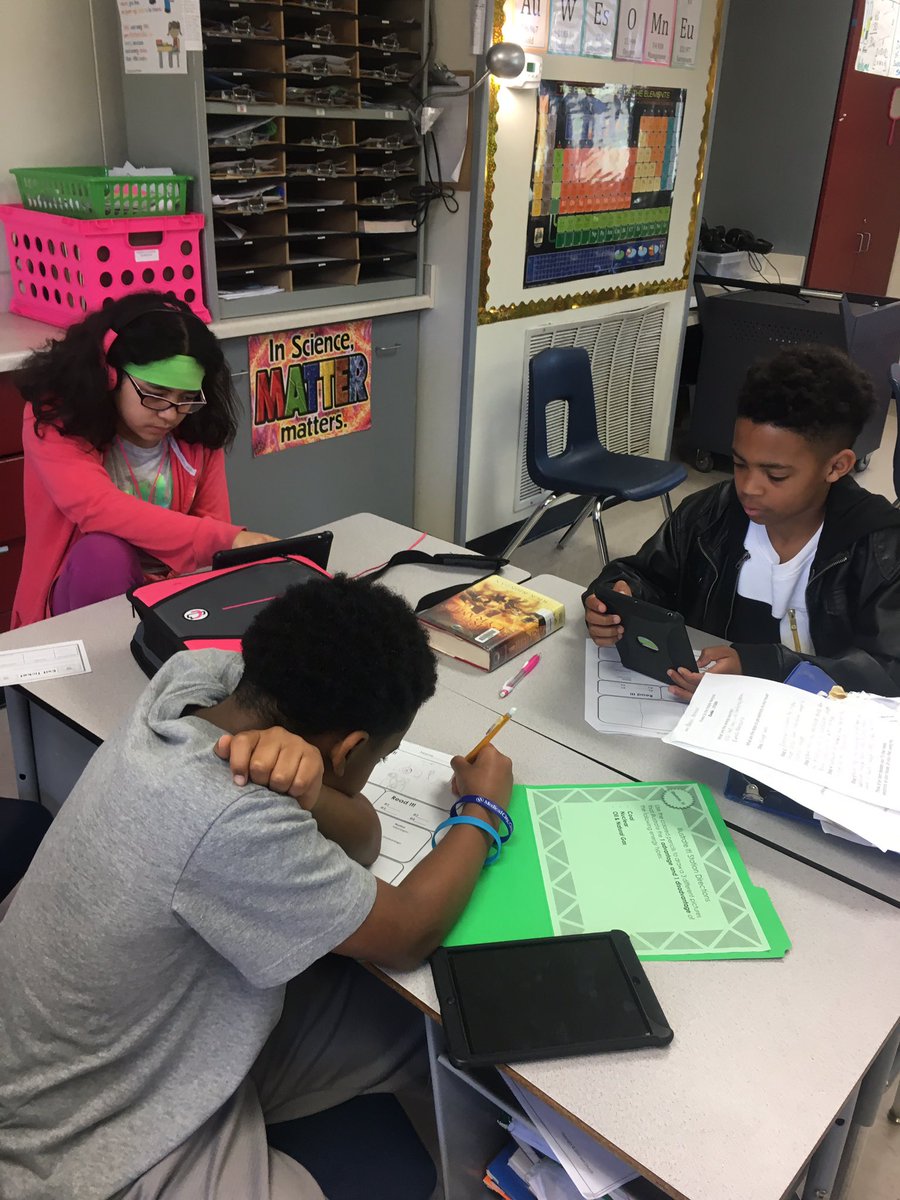 Shauna Hall tweet media