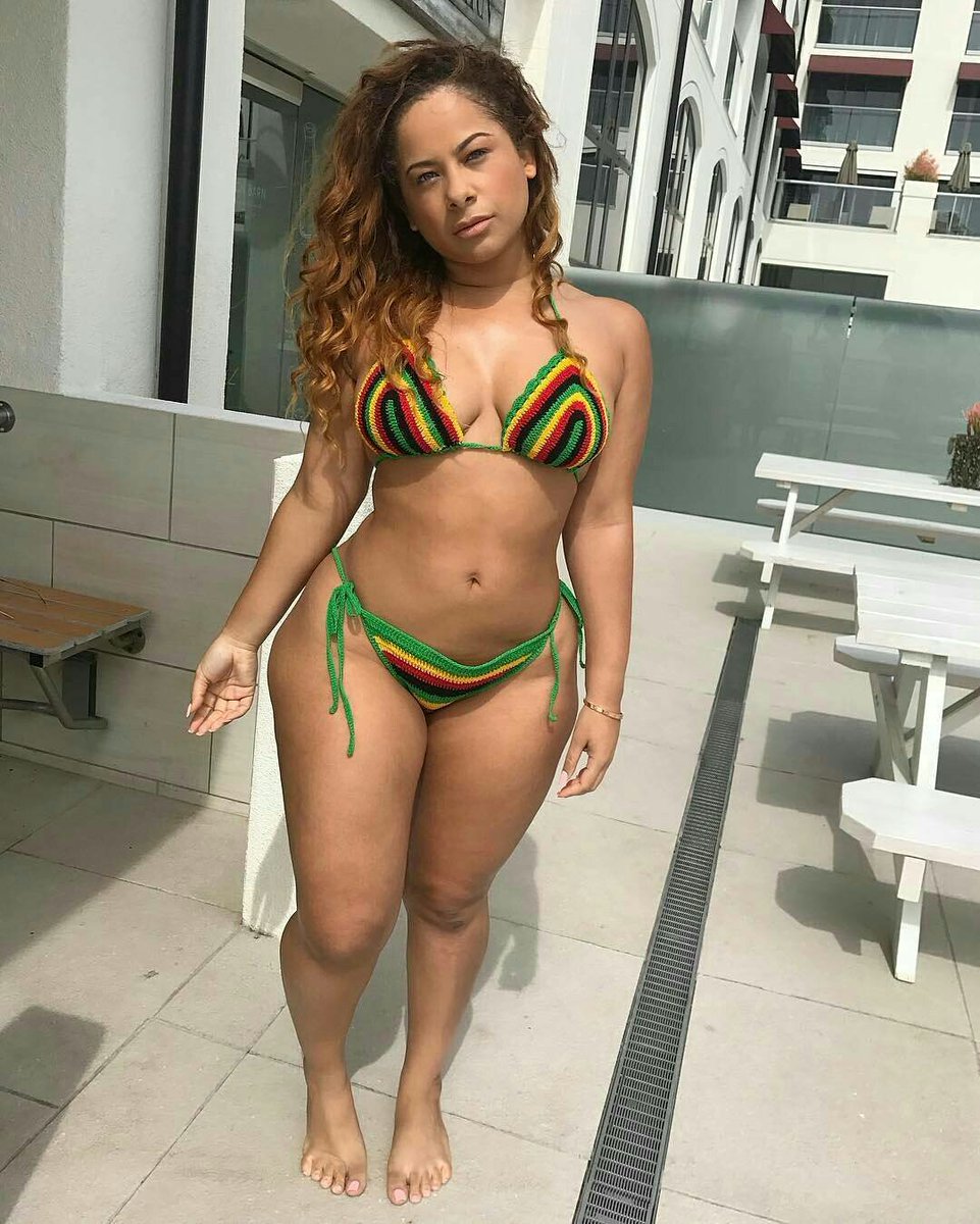 GudTuneBadBxtch's tweet photo. 👀👀 https://t.co/iaIa5CXcfN