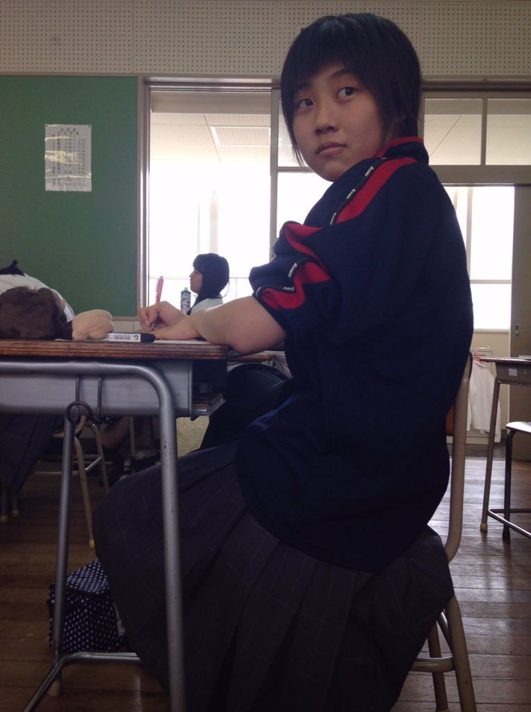 masa9120's tweet photo. @f_haru0322 
そーやね！
横見ならはるなやった！あの時はゾッとしたよ😨😱ｗｗ
2年の時席となりやったねぇ💓 https://t.co/WlVaFtA6PP