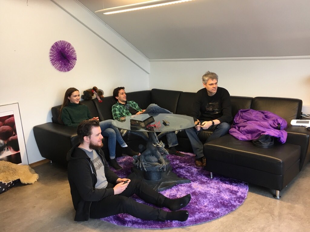 RavnStudio's tweet photo. Blowing each other up in Super Bomberman 💣 https://t.co/tatXv0CTGE