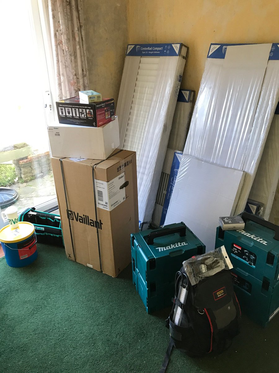 BaileyGas's tweet photo. This little lot will be keeping me busy this week. 🐰 #baileygas #vaillant #fullinstall https://t.co/zl62A0XkIH