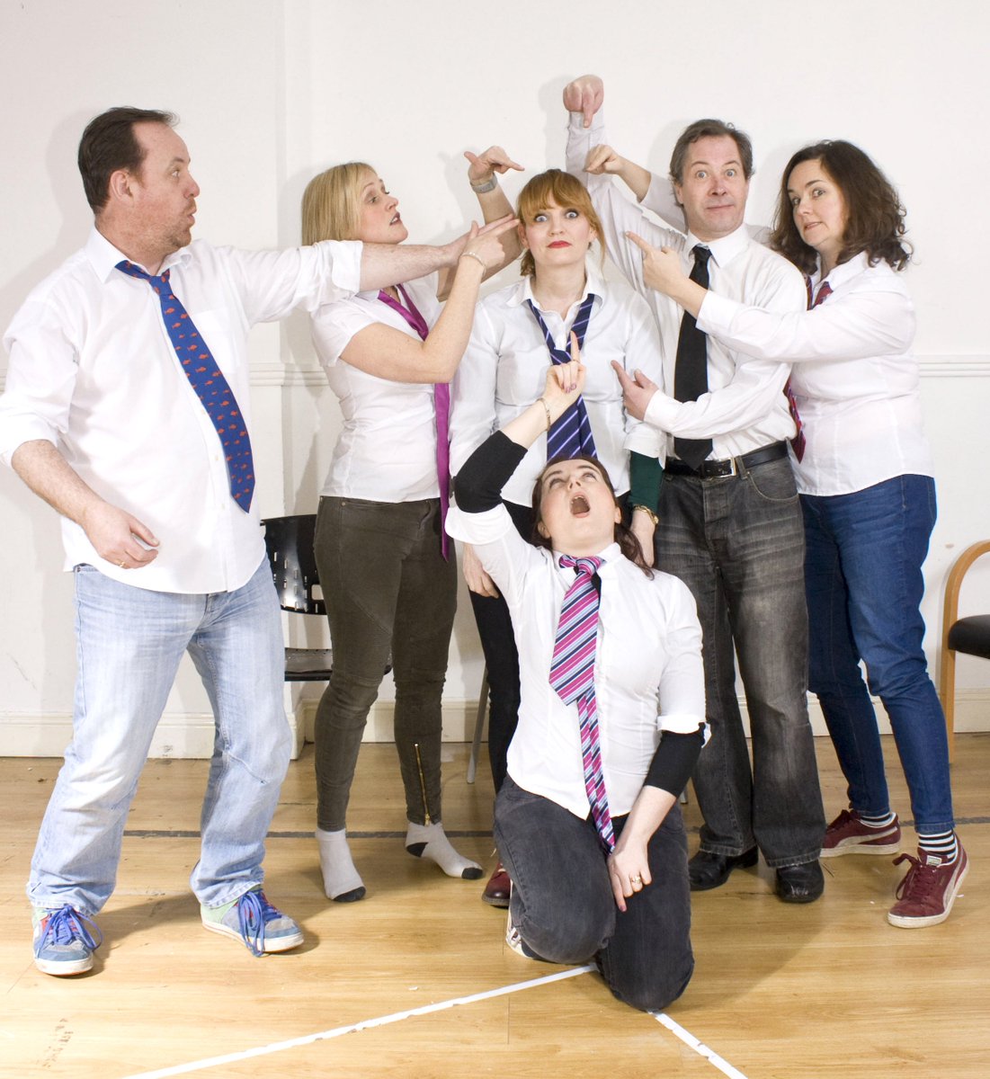 ChokeComedy's tweet image. We're all going to the fringe, are you? Book now for our Unhinged @limerickfringe show taking place @ShannonRowingCl limerickfringe.com/performance/un…