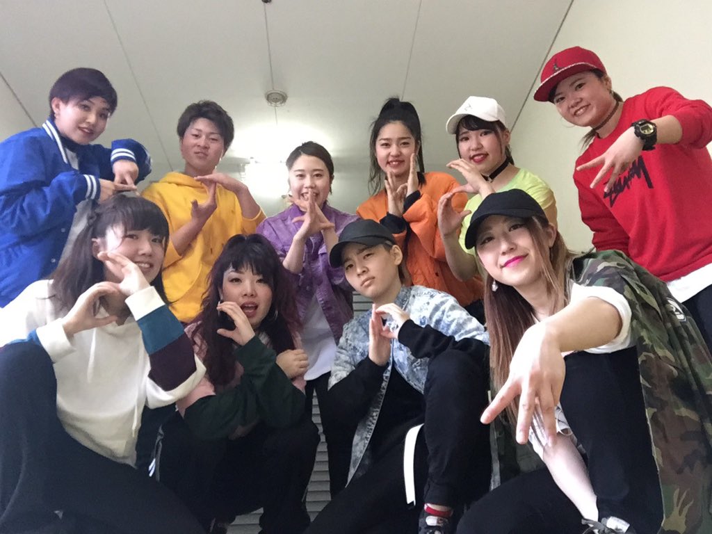E_Rcrew's tweet photo. 3月19日 日曜日
西尾市のDanceStudioTEN発表会にてゲストとして踊らせていただきました！😋💙 とても素敵な発表会で私達も楽しかったです！ありがとうございました✨ https://t.co/cMJvBXYuA5
