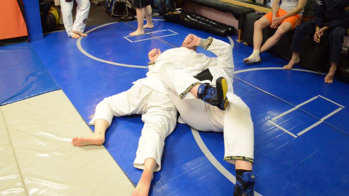 TeamTenbears's tweet photo. Want to get in Shape again? We can help!  Tenbears MMA   https://t.co/hnV8J9kQSY https://t.co/F01GMO5aV6