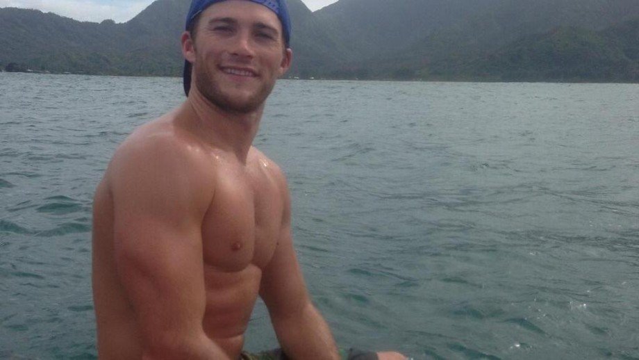 Via Happy Birthday Scott Eastwood! Suicide Squad star s hottest ever moments  