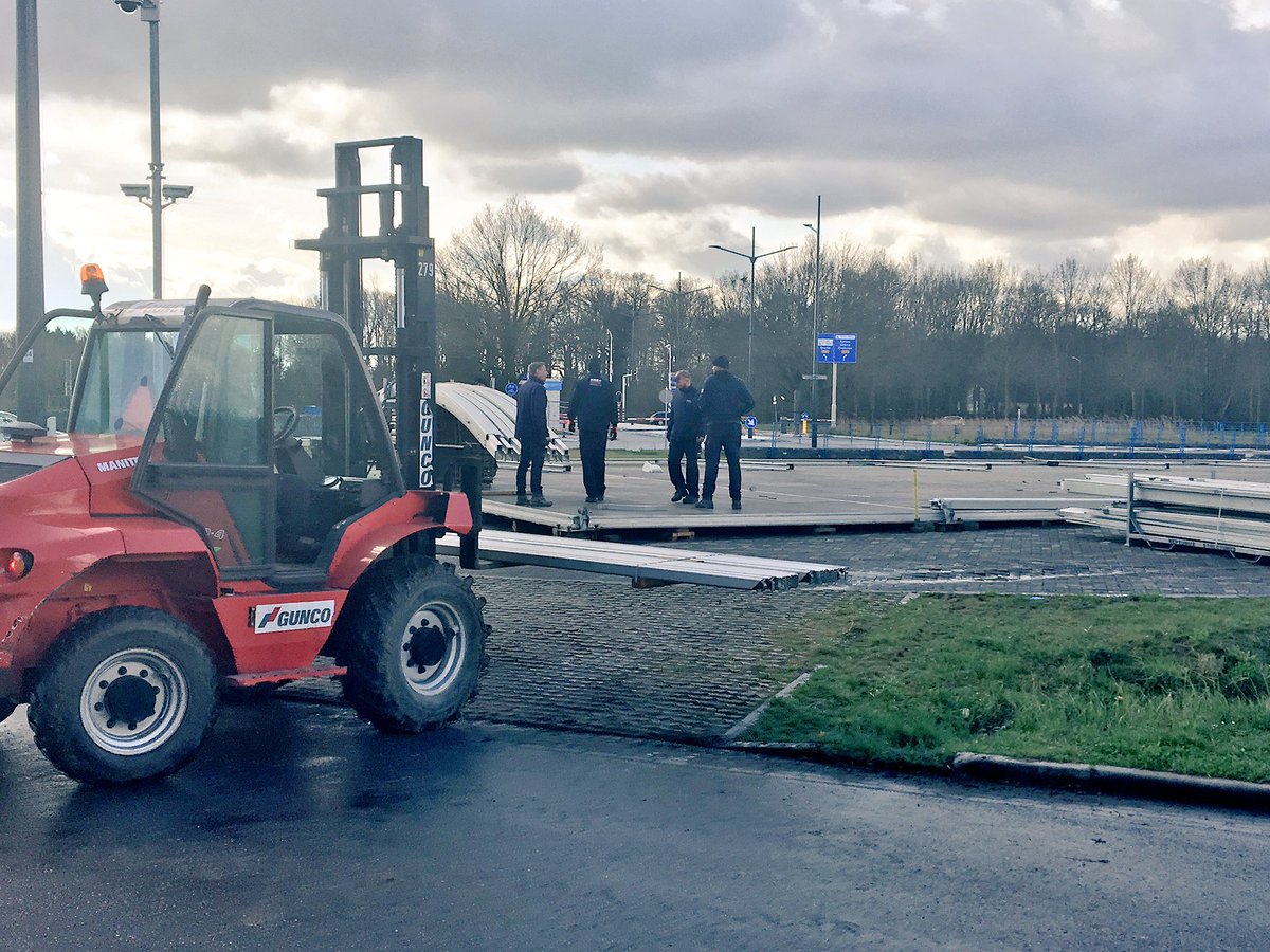 automotive_week's tweet image. The preparations for the Automotive Week are in full swing!