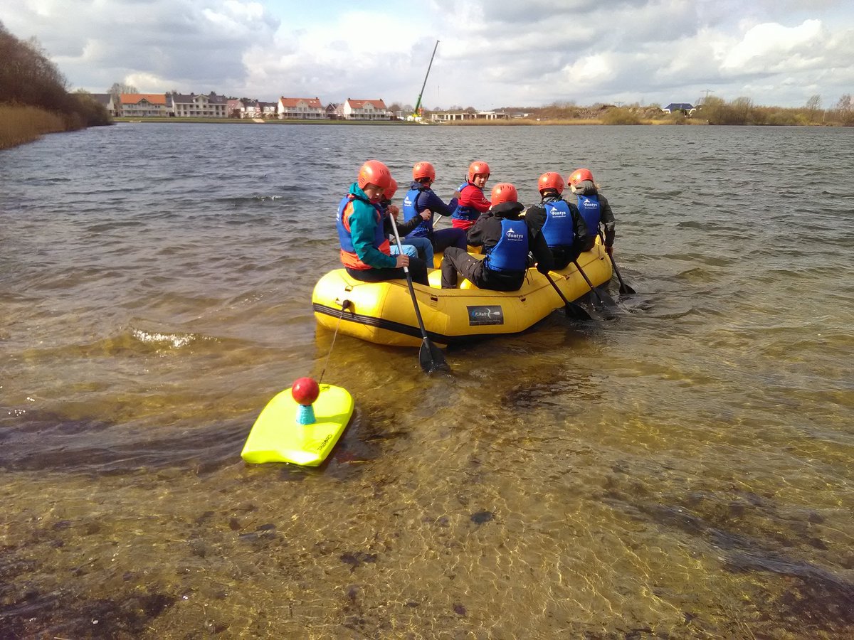 BoomRene's tweet photo. Verkennen laatste activiteiten voor #AdventureRun2017. Met samenwerken als doelstelling en adventure als middel... @Sporthogeschool #SKA2 https://t.co/lDHtvVuu7F
