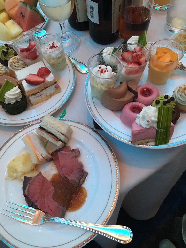 汐野杏奈 A Twitter 本日はjtbエンタテインメントアカデミーの入所式でした これから１年間 自分らしく精一杯やっていきたいと思います ワクワクが止まらない 笑