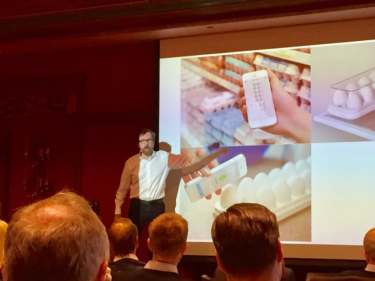 Toppen av I(di)oT(i)? <a href="/eirikso/">Eirik Solheim</a> om å løse problemer som ikke finnes #eggminder #bouvetlivet #IoT