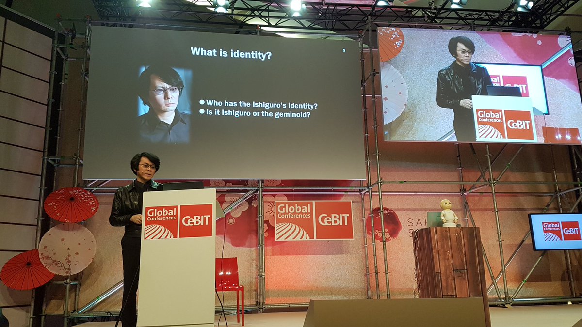 MC_G83's tweet photo. @dashumankapital con Ishiguro, il Guru mondiale degli studi umanoidi! Il futuro é umanoide? #cebita #cebit @cebit https://t.co/rVOG7u9Ex3