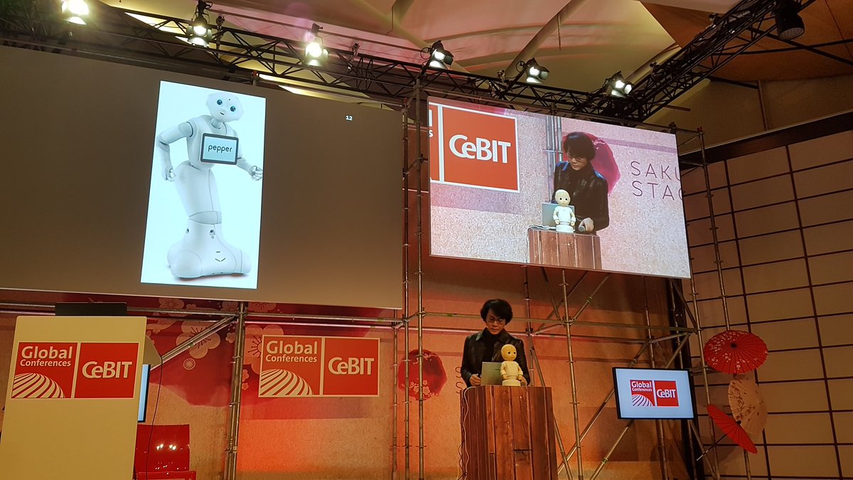 MC_G83's tweet photo. @dashumankapital con Ishiguro, il Guru mondiale degli studi umanoidi! Il futuro é umanoide? #cebita #cebit @cebit https://t.co/rVOG7u9Ex3