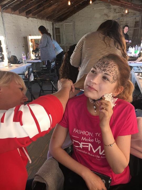 DFMAmakeup's tweet photo. 💗 Some #couture #makeup creations today over in #Brighton on the #DFMA #Fashion, Media and #TV course!

#art #mua #makeupartist #dfmacourses https://t.co/jul7yGIDny