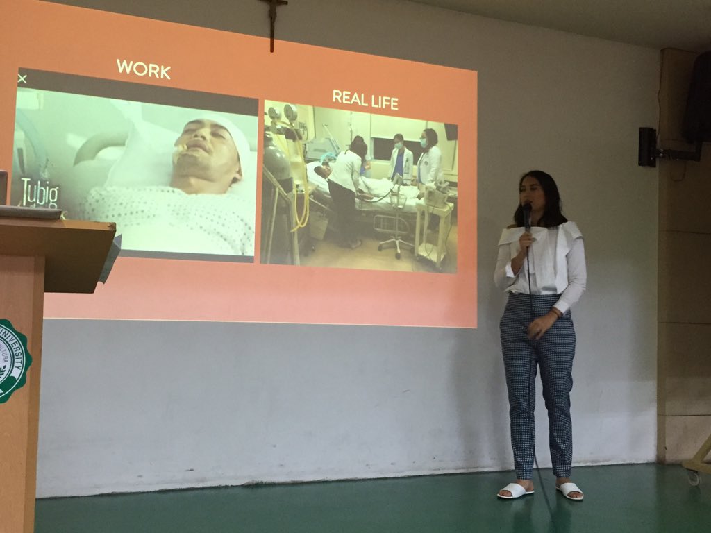 EDGE2015_'s tweet photo. It was such a pleasure to have you @isabelledaza! Thank you for that inspiring talk β¨π #KnowYouBeYou #CED115Backtothe90s https://t.co/0MZWS40eIa