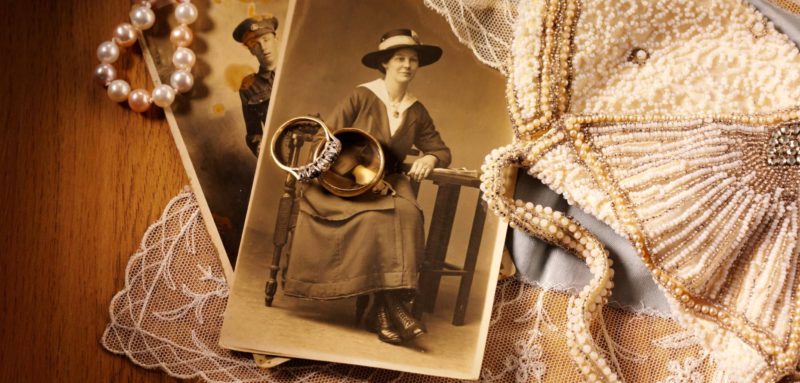 Grasons's tweet photo. #Grasons describes whether you should sell or keep your famaily's #heirlooms
https://t.co/HIM8TYkyMU https://t.co/XbWrD2HIJv