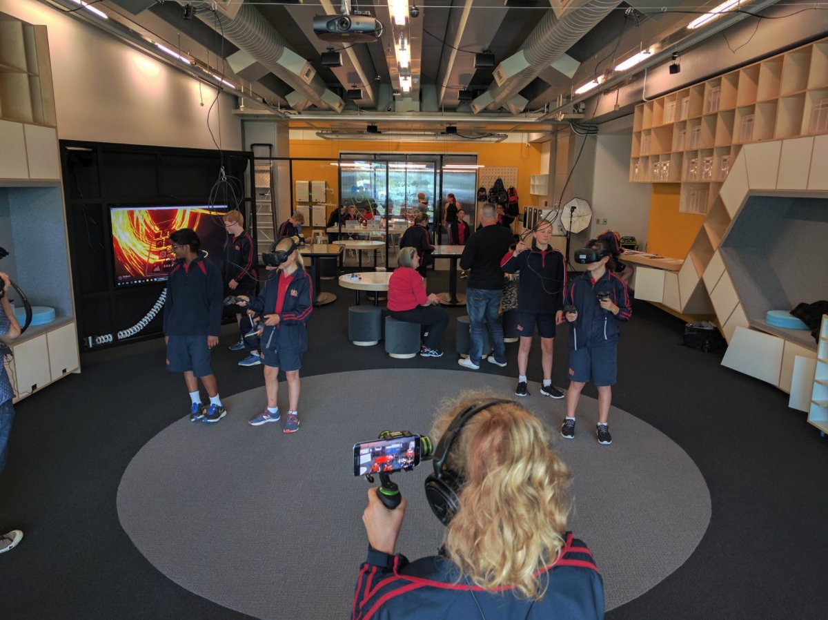WeAreMuseums's tweet photo. [Museum Trends] Why this #museum lab generation is critical to learning? Read the itw of @sirmattrichards @te_papa https://t.co/ABfjHeHrvw https://t.co/cg6xGtY0HV
