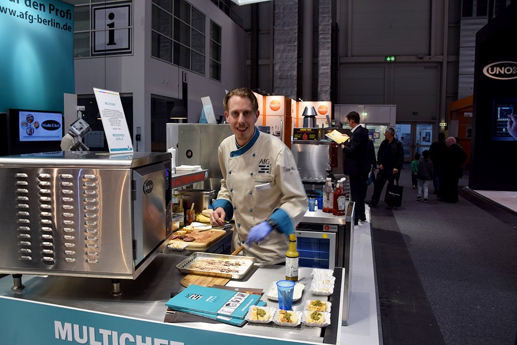 AfGBerlinGmbH's tweet photo. Eindrücke #INTERNORGA 2017 #internorga2017 #gastrotrends #afgberlin #afgberlingmbh #küchentechnik #gastrotechnik #gastronomieberatung #messe https://t.co/PAk3nyjRGk