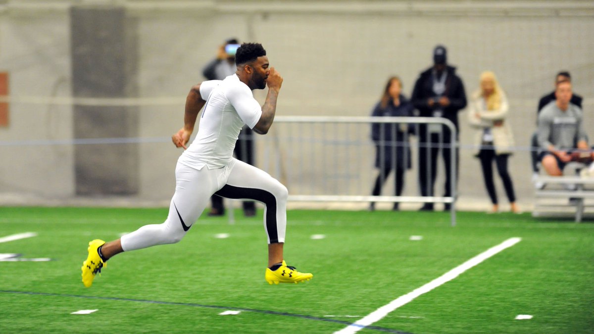 DailyCollegian's tweet photo. Despite injuries, Brandon Bell and Nyeem Wartman-White have eyes set on NFL future https://t.co/SIX145fJL3 https://t.co/fzgA37fV3A