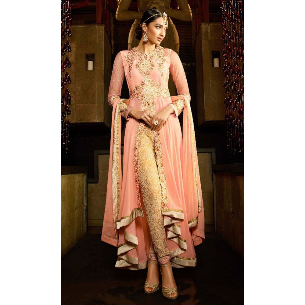 IshiMayaFashion's tweet photo. #PartyWear #TailCut #SalwarKameez and let your style do the talking #FreeShipping in #India
Shop Now--> https://t.co/WWMDbvTBZz https://t.co/dhDWpKs3gB