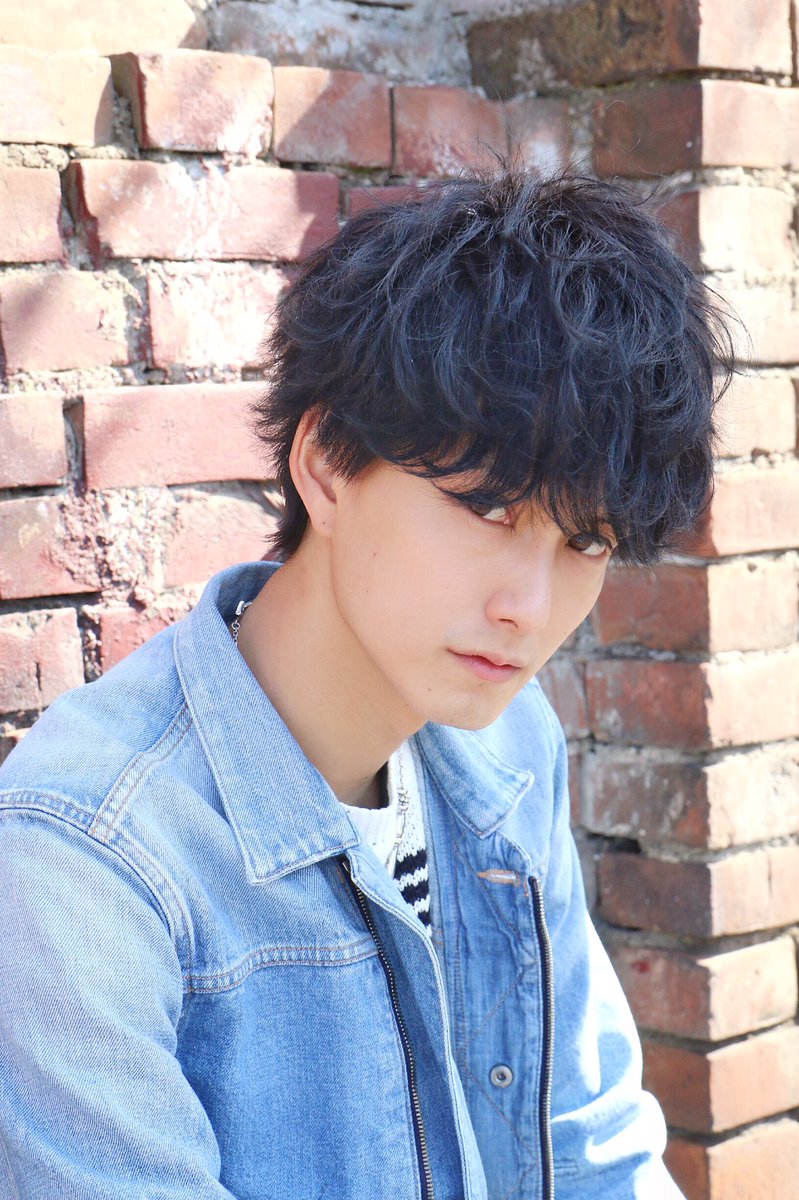 Uzivatel 雨宮 雄三 Oceantokyo Over代表 Na Twitteru ゆるふわ愛されマッシュ 緩めのパーマでふわふわに 黒髪マッシュで誠実に この二つのポイントがより 好感度を高めてくれます ファッションは春らしく ニットにライトブルーな デニムオンデニムで爽やかに