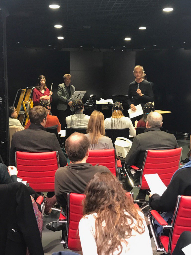 FaisalLab's tweet photo. Classical music meets social #ethomics: we record full body kinematics & EEG from Guildhall music trio & audience https://t.co/13wJF4YCWH