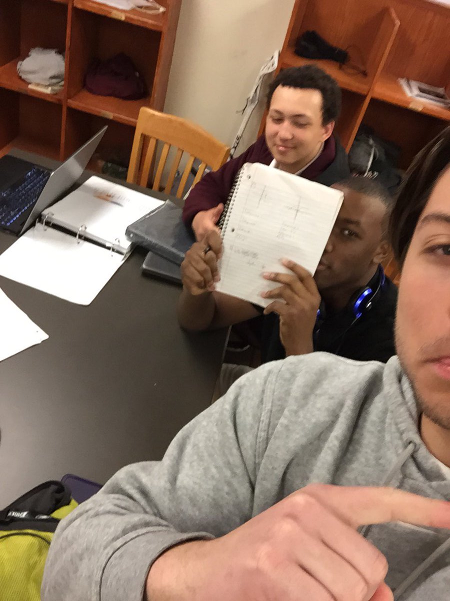 reevesstabmath's tweet photo. Free period is the best time to practice limits with peers #stabmath #homeworkinthebin @STAB_MATH https://t.co/k2LSCgPnA2
