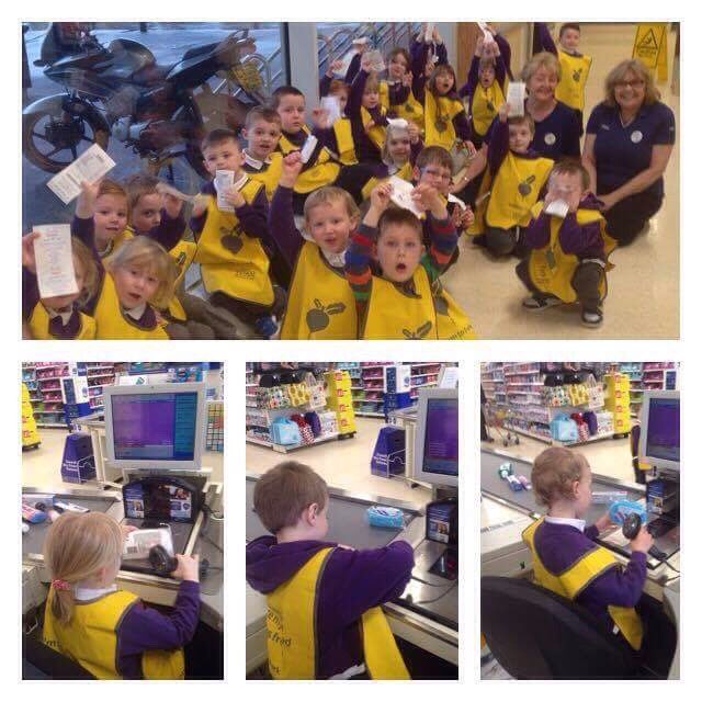 New staff at Ystradgynlais Tesco with farm to fork 🍎🍏🍅🍒🍇<a href="/jt8569/">James Taylor</a> <a href="/sammie41273/">Samantha Davies</a> <a href="/EatHappyProject/">EatHappyProject</a> <a href="/headcaseymike/">Mike Casey-Head</a> <a href="/novella_evans/">Novella Evans</a>