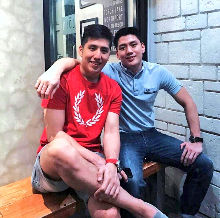 CheerForJERIC's tweet photo. HAPPY BIRTHDAY @jeronteng! God bless and keep safe always! SML! 💕 🎂🎉🎉🎉🎈 https://t.co/LtyMkQonXp
