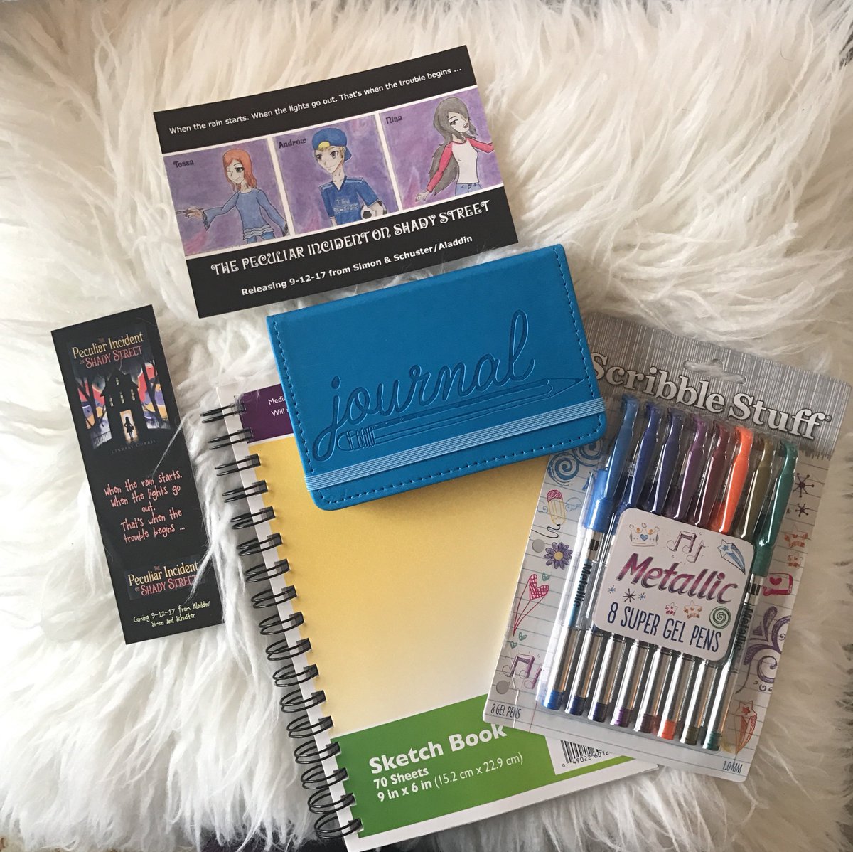lindsayncurrie's tweet photo. ✨ICYMI: Pre-order giveaway for a PECULIAR INCIDENT gift set ends 3/30! To enter, send pic of your receipt via https://t.co/AzskDg5fKV ✨ https://t.co/vF4HvJmXpD