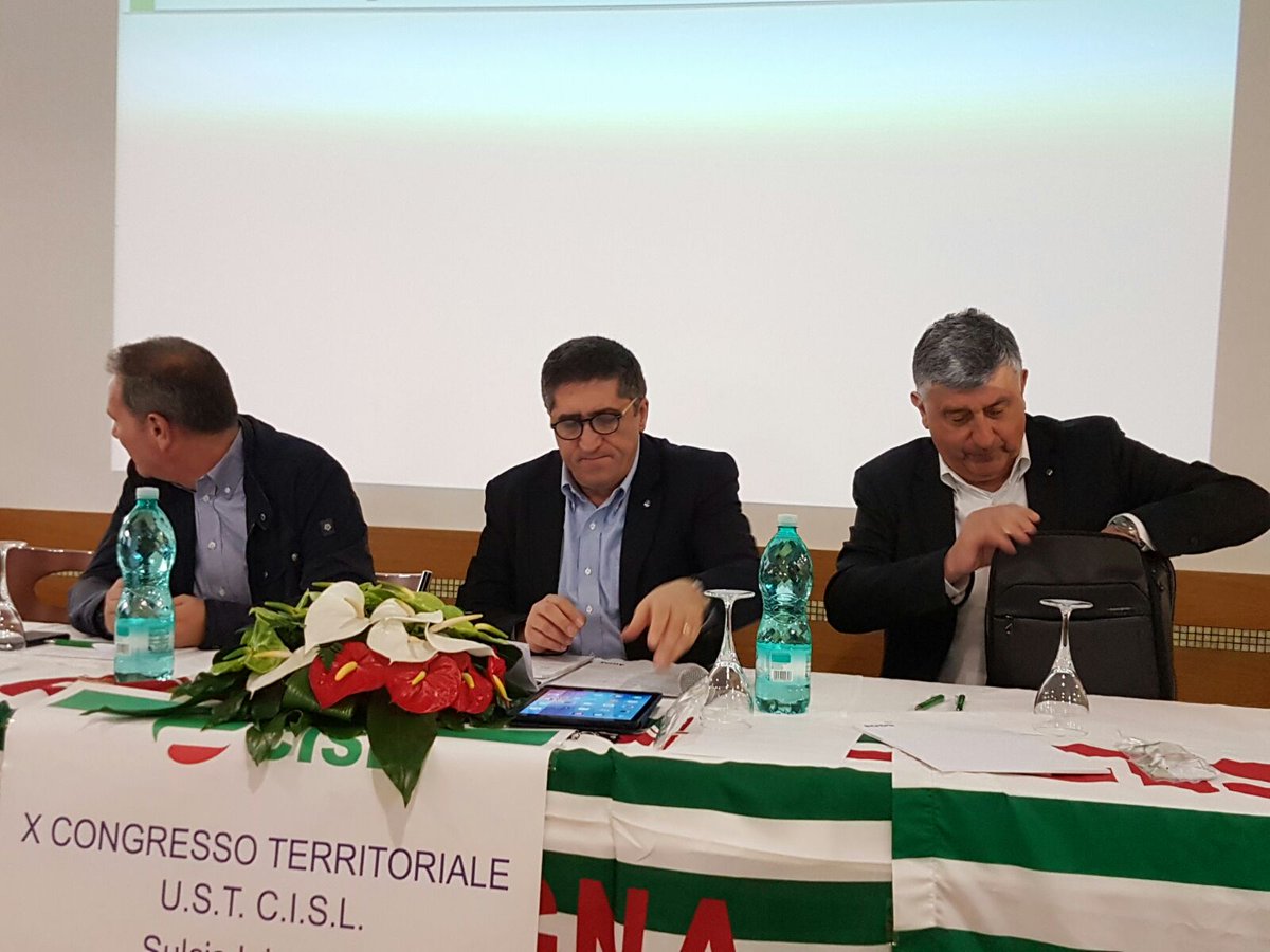 cisl_sardegna's tweet photo. Il Segretario Nazionale, Giovanni Luciano, chiude i lavori del X Congresso #CISL del Sulcis Iglesiente #rinascitasarda #crescereperilfuturo https://t.co/kuAh9YSAKQ