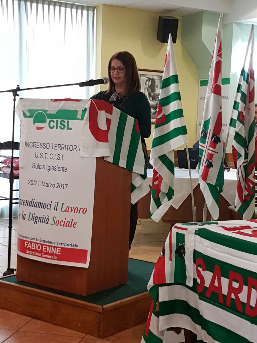 cisl_sardegna's tweet photo. Il Segretario Nazionale, Giovanni Luciano, chiude i lavori del X Congresso #CISL del Sulcis Iglesiente #rinascitasarda #crescereperilfuturo https://t.co/kuAh9YSAKQ