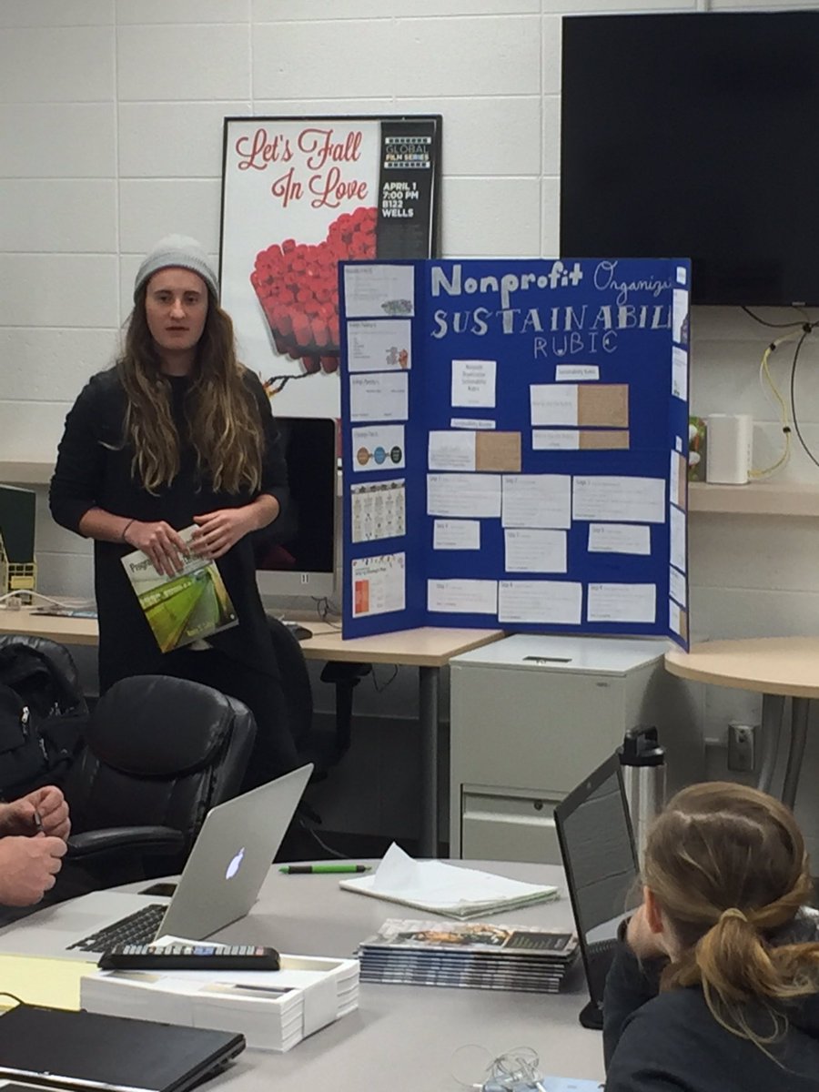 spartanACMMS's tweet photo. #acmms student treated the Leadership class to a presentation on nonprofit organizational sustainability today #SpartansWill @CALmsu https://t.co/Vly3TxH1l4