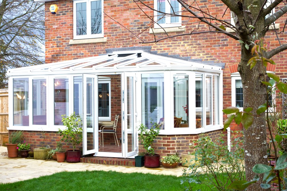 RoomOutside's tweet photo. Sometimes #Simplicity is the best... A Beautiful example of a Simple and well built #Conservatory #Selsey #Runcton #Merston #Yapton #Ferring https://t.co/bFNGxYJyBQ