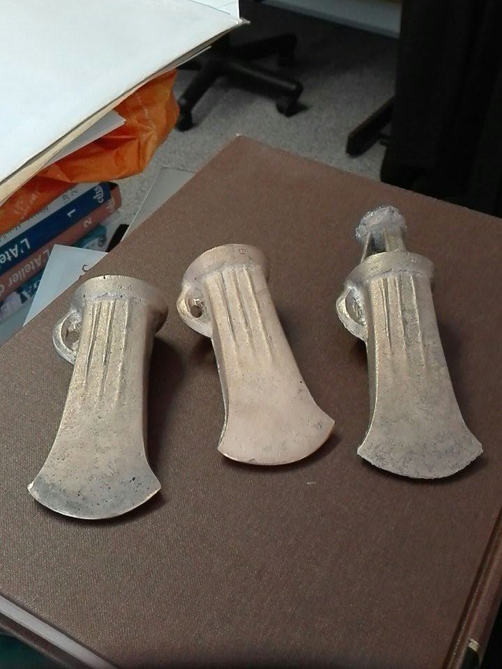 mgknight24's tweet photo. That awkward moment when you can only find three of your four #bronzeage axes.... #bronzeageproblems #Tuesday #phdlife https://t.co/k95GWpaPuI
