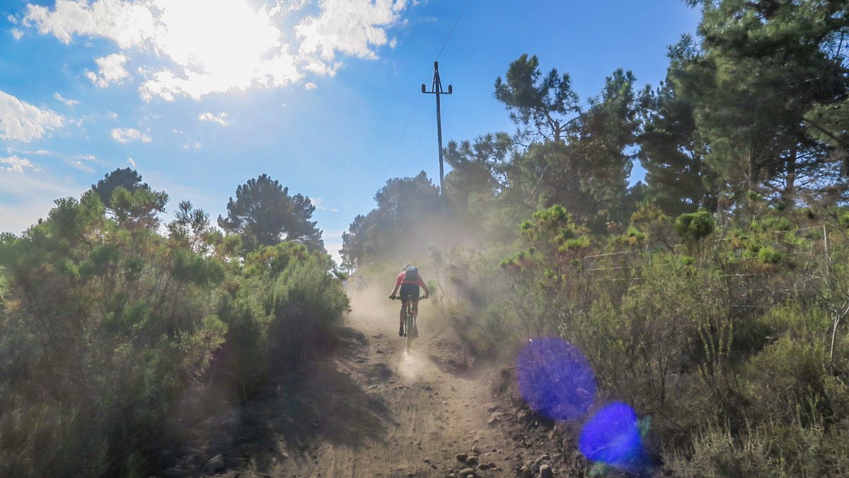 KevBenky's tweet photo. Aaand done. Short days are still hard, especially when it's 40+ degrees. So much fun though!
#teamdriepoot #AnEpicHoliday #8daysofradness https://t.co/EdF3vXzBhT