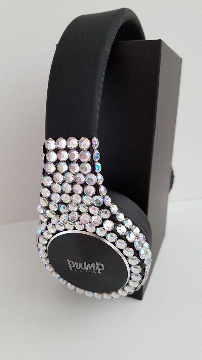 Pump_Audio's tweet photo. #bling #pumpaudio #madebyallison @GlitterBlingByA @alliedave999 #pure https://t.co/2NW6jtVGxl