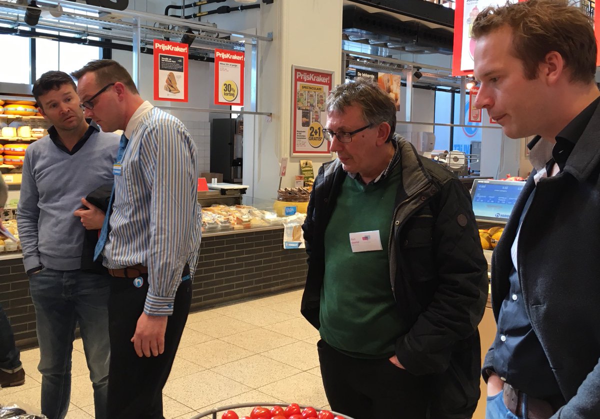 <a href="/agftrendcafe/">AGF Trendcafe</a> vandaag in het teken van #inspiratie over nieuwe foodconcepten. Start bij <a href="/Hoogvlietsuper/">Hoogvliet supermarkt</a>