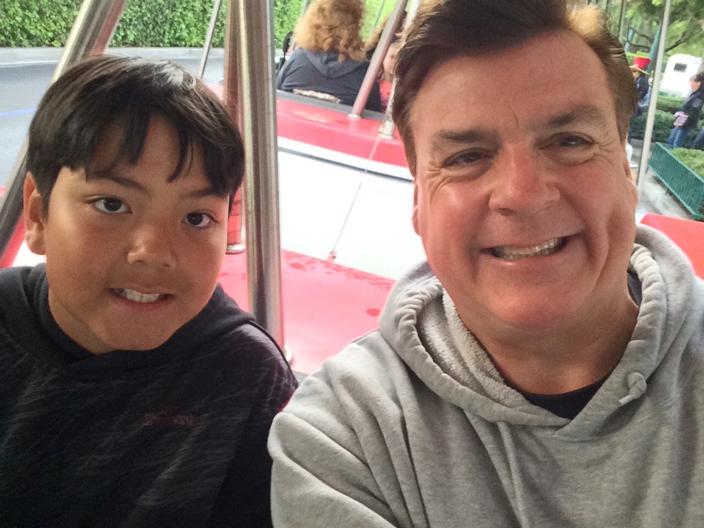 PhilBFox5's tweet photo. #Disneyland #fatherandson #15hourday #bondingtime #memoriesforlife #backintheOC https://t.co/EhBErxdCjM