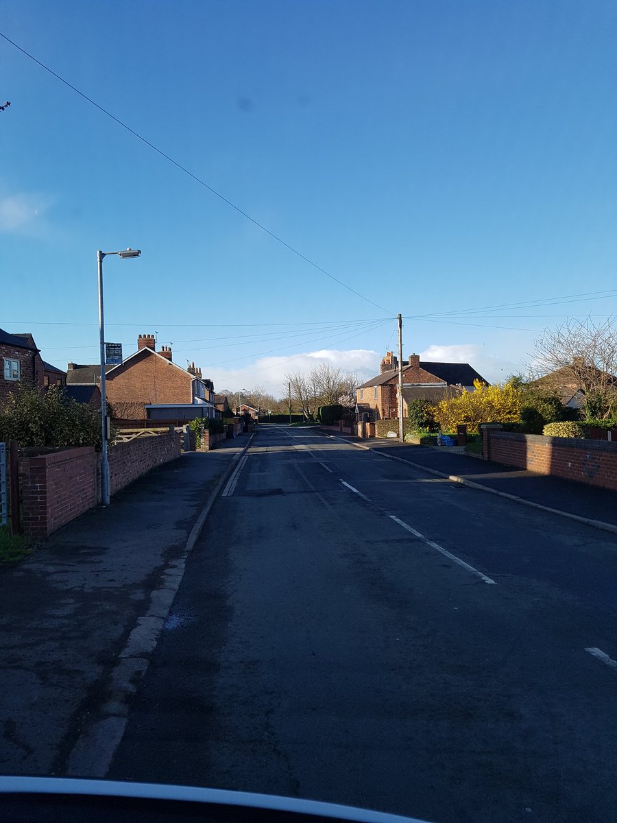 angelstandt's tweet photo. Stunning this morning on the #SchoolContract #AngelsTravelAndTours #MinibusHire #PrivateHire #Flintshire #Deeside #NorthWales πππ https://t.co/54CWn8A33e