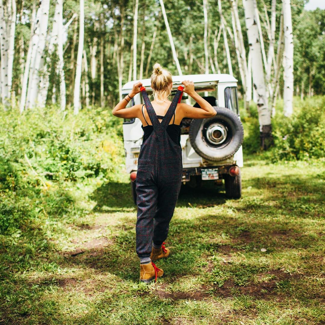 WoolrichUK's tweet photo. Love this shot of @alisonvagnini making the most of the Spring weather!

#Woolrich #BrewerStreet #1830 #SS17 https://t.co/h97nrNVQiu