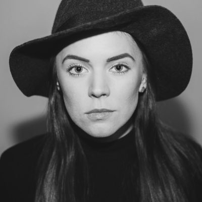 andreaisaksson's tweet photo. Ny artistsida https://t.co/vvNZxmpswo https://t.co/KrHjiRDLyS
