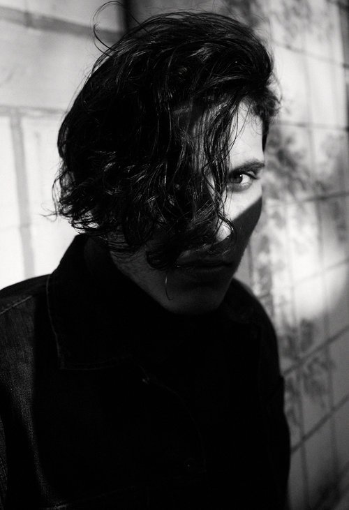 Samuel Larsen Daily On Twitter Samuel Larsen For Trendi